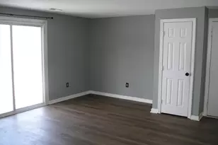 1575 Braley Rd, New Bedford, MA 02745 - Photo 4