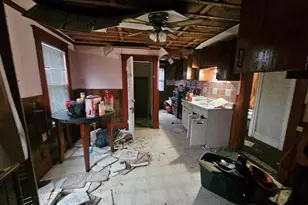 283 Wilbraham Rd, Springfield, MA 01109 - Photo 8