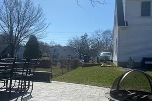 37 Union St, Marlborough, MA 01752 - Photo 8