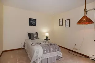 12 Hallmark Gdns, Burlington, MA 01803 - Photo 12