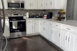 22 Columbia Ave, Fitchburg, MA 01420 - Photo 4