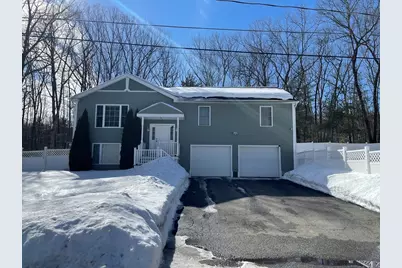 22 Columbia Ave, Fitchburg, MA 01420 - Photo 2