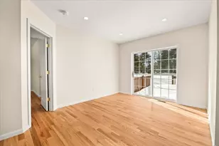 7 Maud Palmer Dr, Wareham, MA 02571 - Photo 10