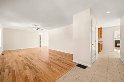 7 Maud Palmer Dr, Wareham, MA 02571 - Photo 6