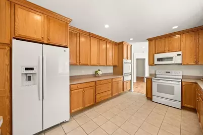 7 Maud Palmer Dr, Wareham, MA 02571 - Photo 18