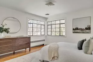 95 Beverly Rd, Brookline, MA 02467 - Photo 12