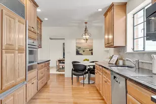 95 Beverly Rd, Brookline, MA 02467 - Photo 8