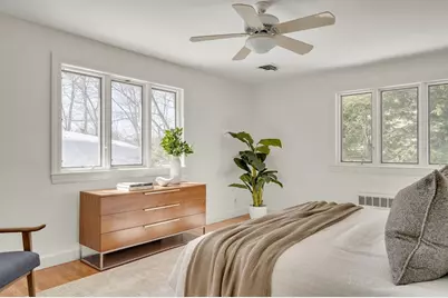 95 Beverly Road, Brookline, MA 02467 - Photo 10