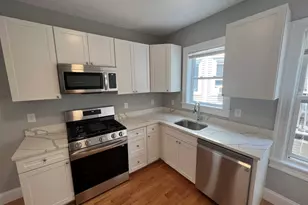 33 Hancock St, Somerville, MA 02144 - Photo 30