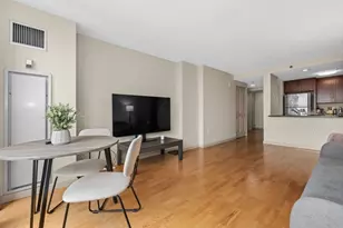 8 Museum Way, Cambridge, MA 02141 - Photo 2