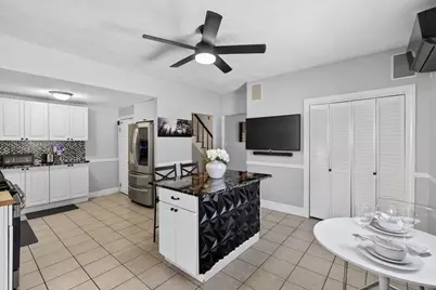 24 Mague Avenue #24, Newton, MA 02465 - Photo 6