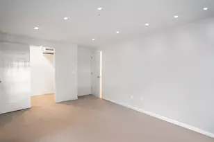 72 Presidential Dr, Quincy, MA 02169 - Photo 8