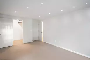 71 Presidential Dr, Quincy, MA 02169 - Photo 8