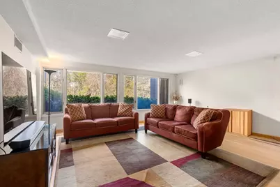 16 Wadsworth Ln, Dartmouth, MA 02748 - Photo 20