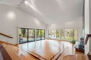 16 Wadsworth Ln, Dartmouth, MA 02748 - Photo 1