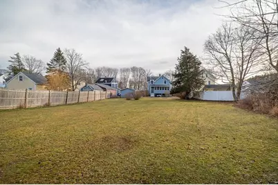 8 Forest St, Manchester by the Sea, MA 01944 - Photo 32