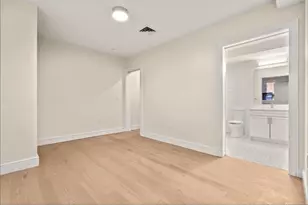 301 Border St, Boston, MA 02128 - Photo 18