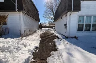 128 Osborne St, New Bedford, MA 02740 - Photo 28