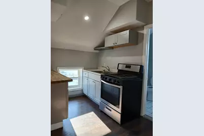 98 Morton St #3S, Fall River, MA 02720 - Photo 4