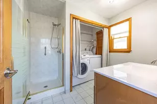 11 Valdora Dr, Stoneham, MA 02180 - Photo 10