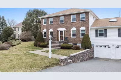 11 Valdora Dr, Stoneham, MA 02180 - Photo 2