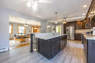 11 Valdora Dr, Stoneham, MA 02180 - Photo 4