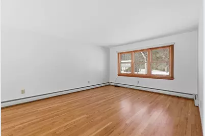 132 Pondview Dr, Amherst, MA 01002 - Photo 12