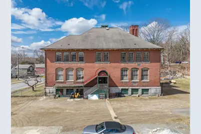 40 Pecks Rd, Pittsfield, MA 01201 - Photo 1