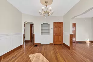 27 Larchmont St, Boston, MA 02124 - Photo 16