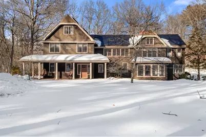 2 Spingler Dr, Hamilton, MA 01982 - Photo 4