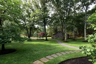 2 Spingler Dr, Hamilton, MA 01982 - Photo 4