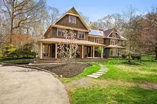 2 Spingler Dr, Hamilton, MA 01982 - Photo 1