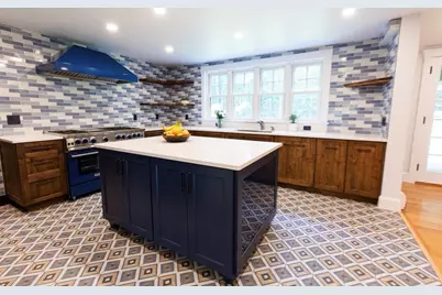 2 Spingler Dr, Hamilton, MA 01982 - Photo 22