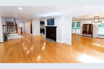 2 Spingler Dr, Hamilton, MA 01982 - Photo 24