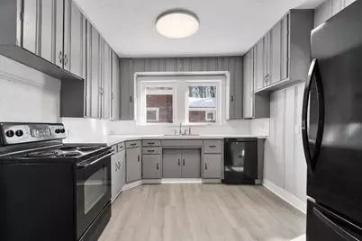 29 Bradstreet Ave, Haverhill, MA 01835 - Photo 18