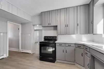 29 Bradstreet Ave, Haverhill, MA 01835 - Photo 22