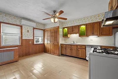 867 E. Broadway, Boston, MA 02127 - Photo 18