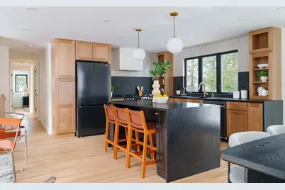 8 Emily Road, Framingham, MA 01701 - Photo 12