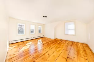 108 Washington St, Marblehead, MA 01945 - Photo 4