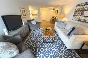 37 Fountain Ln, Weymouth, MA 02190 - Photo 4