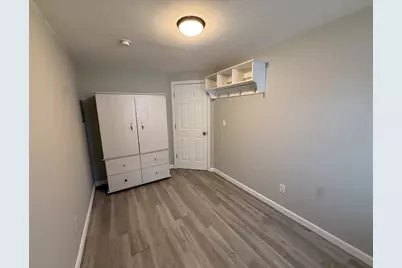 176 Court St #7, Plymouth, MA 02360 - Photo 6