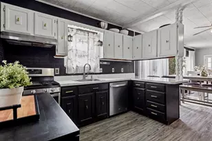 1174 Riverside Ave, Somerset, MA 02726 - Photo 2