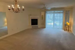 1214 Emerald Ct, Tewksbury, MA 01876 - Photo 2