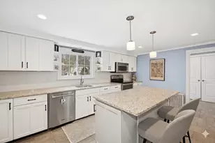 2 Sterling Ct, Northborough, MA 01532 - Photo 10