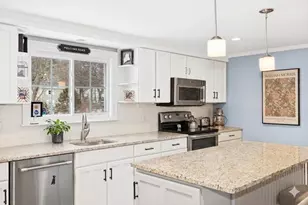 2 Sterling Ct, Northborough, MA 01532 - Photo 12