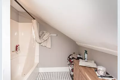 219 Montaup St, Fall River, MA 02724 - Photo 32