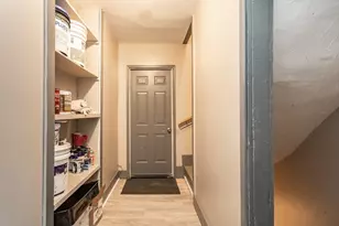 219 Montaup St, Fall River, MA 02724 - Photo 28