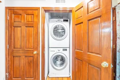 62 Ainsworth Street, Boston, MA 02131 - Photo 6