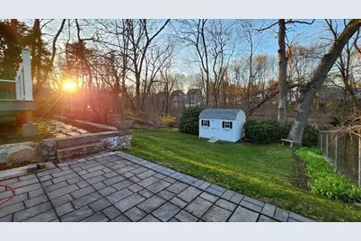 72 Crane St, Dedham, MA 02026 - Photo 34