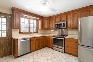 58 Shattuck Rd, Sturbridge, MA 01566 - Photo 12